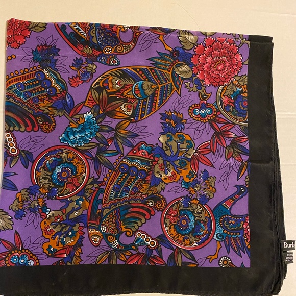 Burberrys Silk Scarf - Picture 3 of 5